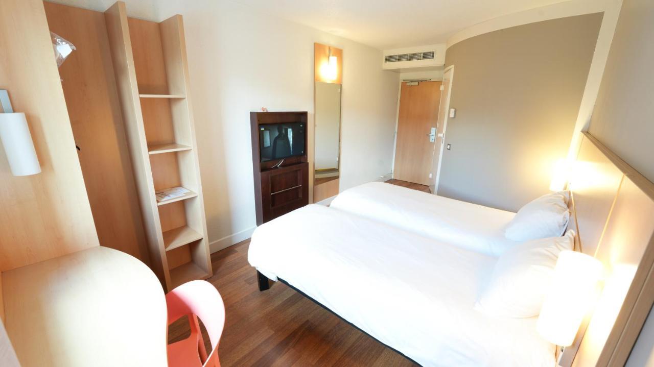 Ibis Centre Hotel 3*
